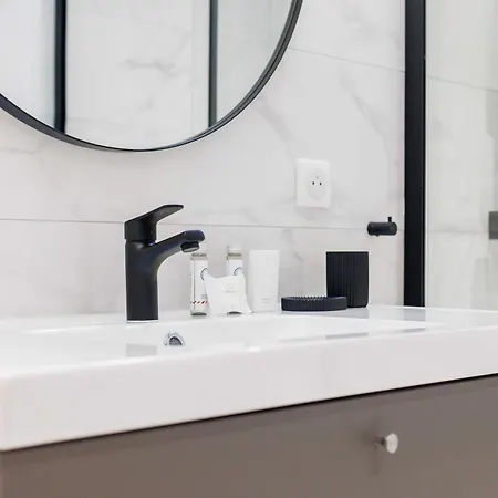 Exceptionnel Duplex A Proximite De Montmartre! Daire *
