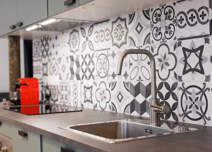Exceptionnel Duplex A Proximite De Montmartre! *